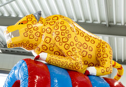 Compre un castillo hinchable con temática de safari en Amazon con un tobogán para niños. Ordene castillos hinchables en línea en  JB Hinchables España