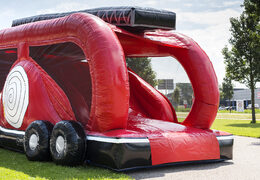 Ordene una pista americana en el departamento de bomberos para niños. Compre pistas americanas inflables en línea ahora en JB Hinchables España