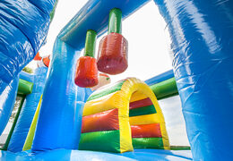 Ordene el castillo hinchable multijugador mediano en tema seaworld con tobogán para niños. Compre castillos hinchables en línea en JB Hinchables España