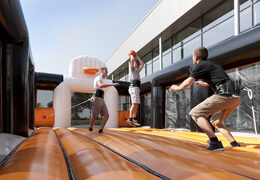 Estadio multifuncional único para diferentes tipos de actividades juegos tanto para jóvenes como para mayores. Ordene la arena deportiva inflable ahora en línea en JB Hinchables España