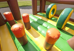 Tobogán inflable con temática de gorila con una piscina de chapoteo, impresionante objeto 3D, colores frescos y obstáculos 3D para niños. Ordene toboganes inflables ahora en línea en JB Hinchables España