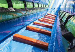 Compra un espectacular tobogán inflable con temática de surf con divertidos estampados para niños. Ordene toboganes inflables ahora en línea en JB Hinchables España