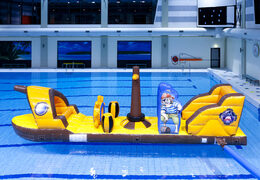 Espectacular barco hinchable con temática pirata para pequeños y mayores. Compra online juegos de piscina hinchables ahora en JB Hinchables España