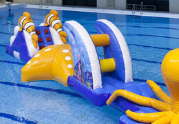 Compre un mundo submarino inflable con divertidos objetos 3D para jóvenes y mayores. Ordene carreras de obstáculos inflables en línea ahora en JB Hinchables España