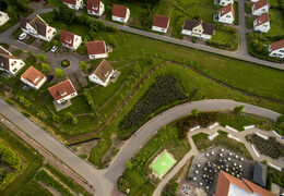 Montaña aérea con el tema Conejo en su tamaño dado para niños. Compre montañas aéreas inflables ahora en línea en JB Hinchables España