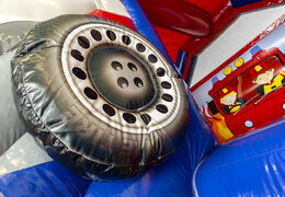 Ordena castillo inflable con una combinación de tobogán en bombero temático en JB Hinchables España. Compra castillos inflables en línea ahora