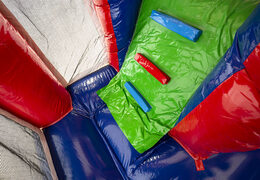 Compre un castillo hinchable con el tema de los bomberos y un tobogán para niños. Ordene castillos hinchables en línea en JB Hinchables España