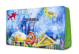Compre un IPS Splash Wall inflable en el tema Seaworld con un rociador de agua en la parte superior para jóvenes y mayores. Ordene ahora los IPS Splash Walls inflables en línea en JB Hinchables España