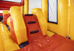 Ordene una pista americana modular de 19 metros de largo en un tema estándar con objetos 3D apropiados para niños. Compre pistas americanas inflables en línea ahora en JB Hinchables España