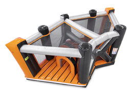 Mega inflable de 40 piezas giga modular Gate Corner campo de asalto para niños. Ordene carreras de obstáculos inflables en línea ahora en JB Hinchables España