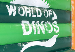 Ordene ahora World of dinos A Frame Super castillo hinchable con objetos únicos en 3D e ilustraciones de dinosaurios en JB Hinchables España. Gorras publicitarias inflables a medida en diferentes formas y tamaños a la venta