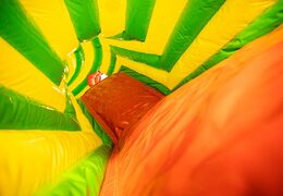 Ordene un castillo hinchable de túnel de rastreo de gorilas con obstáculos, una rampa de escalada y un tobogán para niños. Compre castillos hinchables en línea en JB Hinchables España