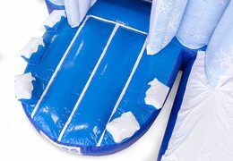 Castillo hinchable con temática de hielo con un tobogán y objetos en 3D para niños. Compre castillos hinchables en línea en JB Hinchables España