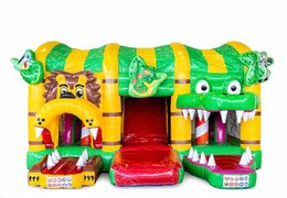 Castillo hinchable multijugador XXL Jungleworld en un diseño único con dos entradas, un tobogán en el medio y objetos 3D para niños. Compre castillos hinchables en línea en JB Hinchables España