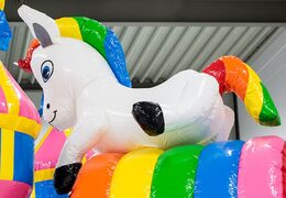 Castillo hinchable multijugador inflable mediano con tobogán en el tema del país de las maravillas para niños. Ordene castillos hinchables en línea en  JB Hinchables España