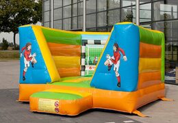 Compra una pequeño castillo hinchable abierto en el tema de fútbol para niños. Compra castillos hinchable en línea en JB Hinchables España