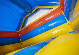 Castillo hinchable con temática caribeña con tabla de surf a la venta para niños