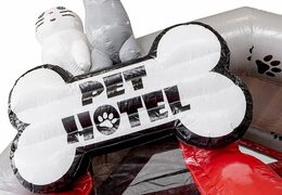 Compre combo de tobogán inflable inflable con tobogán en tema de hotel de animales para niños