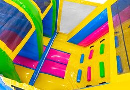 Pista americana inflable de Colores Felices de 13 metros de largo para niños. Ordene pistas americanas inflables ahora en línea en JB Hinchables España