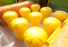 Obstáculos en el castillo hinchable