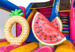 Detalles tropicales en castillo hinchable de JB Inflatables specials