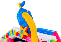 Figura 3D en el castillo hinchable Double Slide, torre con coleta, tema unicornio