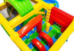 Interior del castillo inflable con arcos, columnas y airbags en venta en JB