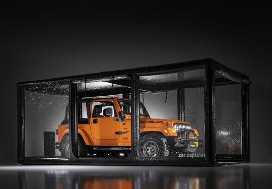 Cápsula de coche inflable para almacenar sus vehículos.