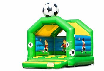 Compre castillos hinchables estándar en colores llamativos con un gran objeto de fútbol 3D para niños en la parte superior. Ordene castillos hinchables en línea en JB Hinchables España