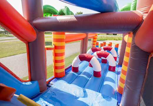 Compre una pista americana inflable con temática de tiburones con 7 elementos de juego y objetos coloridos para niños. Ordene pistas americanas inflables ahora en línea en JB Hinchables España