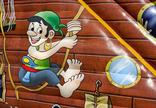 Compre un tobogán inflable extra ancho con el tema del mundo de los piratas con obstáculos en 3D para niños. Ordene toboganes inflables ahora en línea en JB Hinchables España