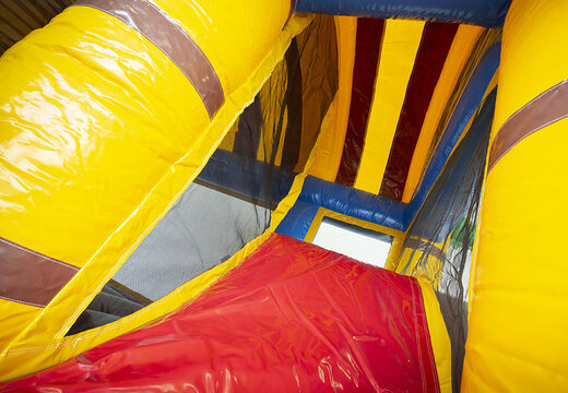 Ordene el pequeño castillo hinchable pirata multijugador con tobogán para niños. Compre castillos hinchables en línea en JB Hinchables España