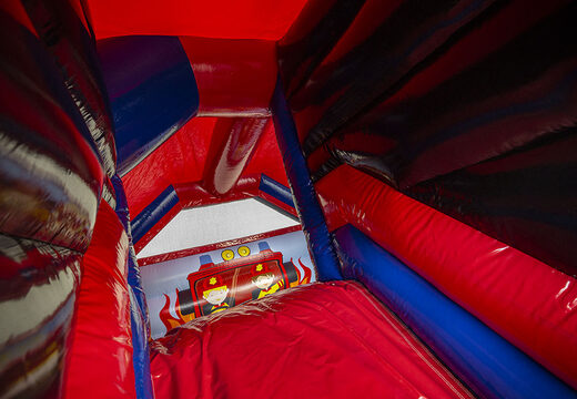 Castillo inflable con una combinación de tobogán en bombero temático a la venta para niños. Compra castillos inflables en línea en JB Hinchables España