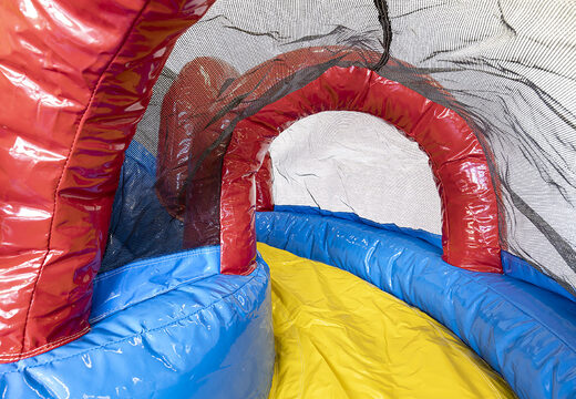 Pequeño castillo hinchable multijugador inflable en tema fiesta con tobogán para niños. Ordene castillos hinchables en línea en JB Hinchables España