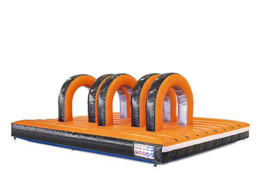 Compre un curso de asalto inflable de plataforma de puerta modular giga de 40 piezas para niños. Ordene carreras de obstáculos inflables en línea ahora en JB Hinchables España