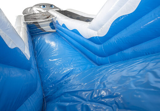 Compre Shark Slide Super con los colores alegres, los objetos en 3D y la bonita impresión en las paredes laterales. Ordene toboganes inflables ahora en línea en JB Hinchables España