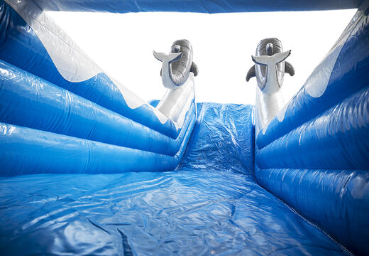 Obtenga su tobogán inflable de delfines con los colores alegres, los objetos 3D y la impresión divertida en la pared lateral en línea ahora. Compre toboganes inflables en JB Hinchables España