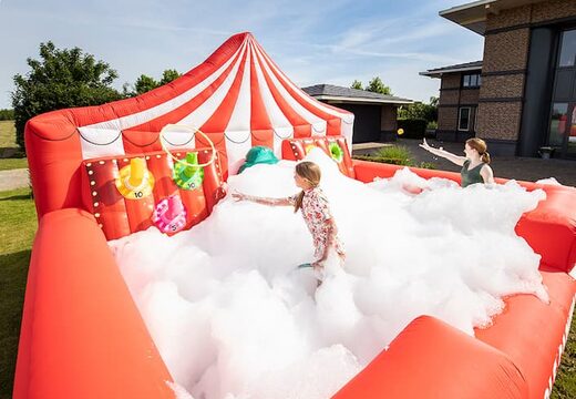 Groot opblaasbaar open bubble boarding springkussen met schuim kopen in thema carnaval circus clown voor kinderen