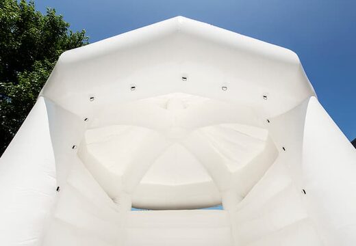 Compre la almohada de boda de carrusel estándar castillo hinchable en blanco para niños. Ordene castillos hinchables en línea en JB Hinchables España