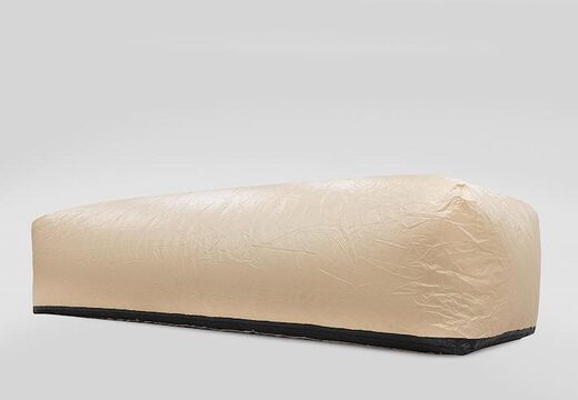 Compre una cápsula de automóvil para estacionar su automóvil u otro vehículo afuera