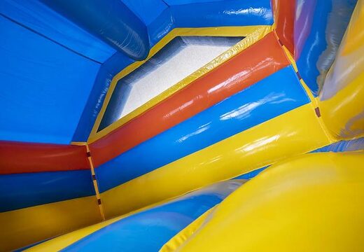 Castillo hinchable con temática caribeña con tabla de surf a la venta para niños