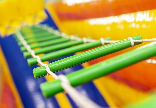 Professionele Twister ladder opblaasbaar te koop voor klimmen kids attractie zeskamp bij JB Inflatables