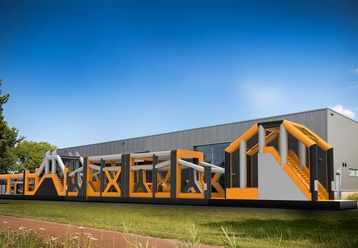 Mega castillo hinchable con obstaculos