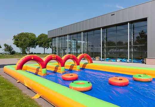 Compra una atracción de tejo en vivo en JB Inflatables