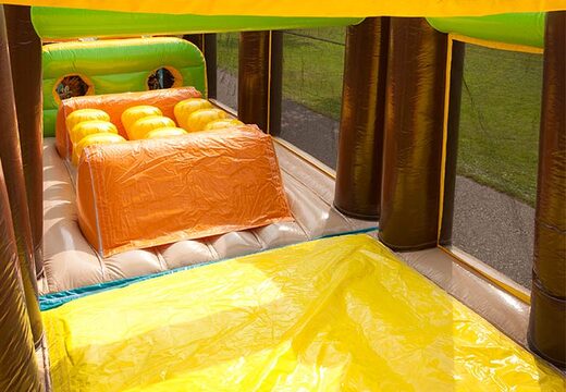 Obstáculos en el castillo hinchable