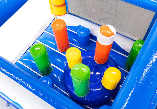 Pilares en circuito de obstáculos modular surf en JB