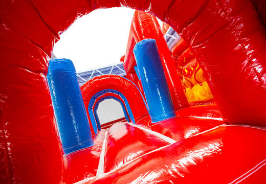 Interior del castillo hinchable Dubbelslide Multiplay azul rojo amarillo