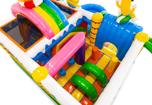 Interior del castillo hinchable con arcos, pilares y bolsas de impacto a la venta en JB