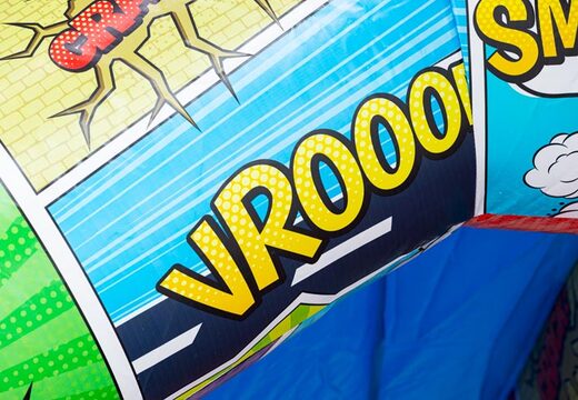 Castillo hinchable A-frame en tema cómic llamativo a la venta en JB Inflatables